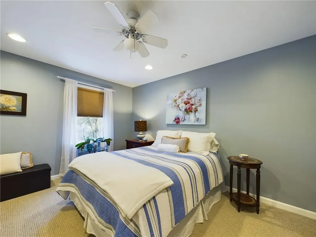 46 Pleasant Avenue Narragansett RI 02882