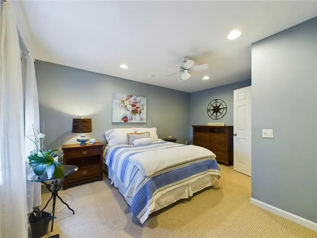 46 Pleasant Avenue Narragansett RI 02882
