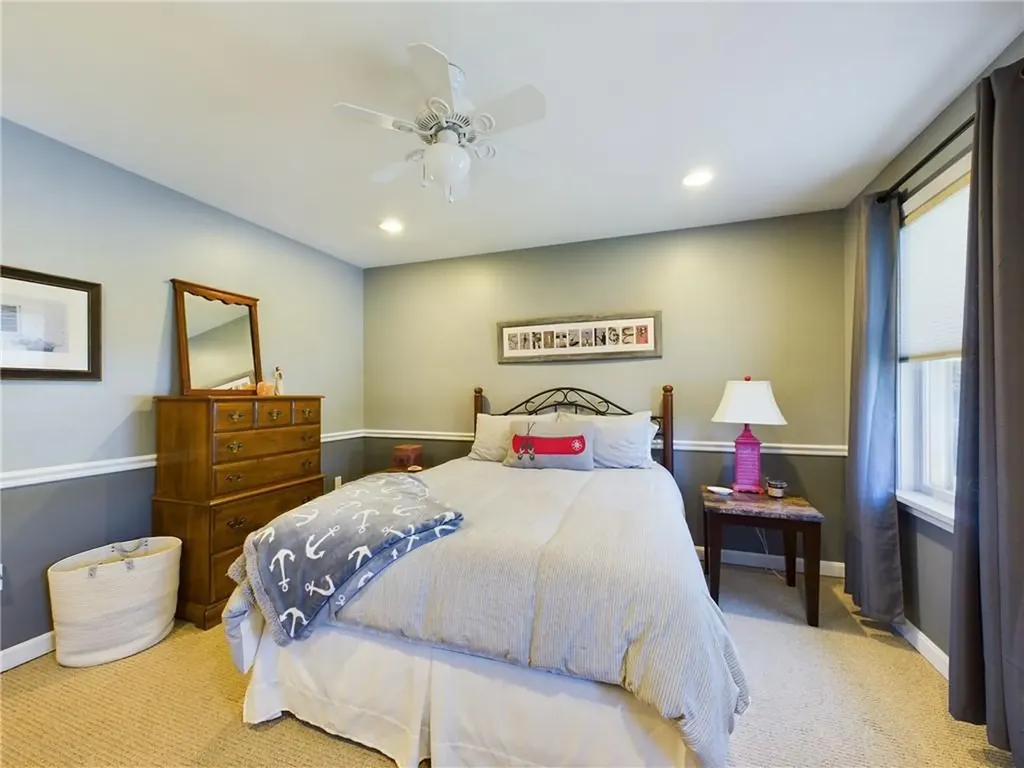 46 Pleasant Avenue Narragansett RI 02882