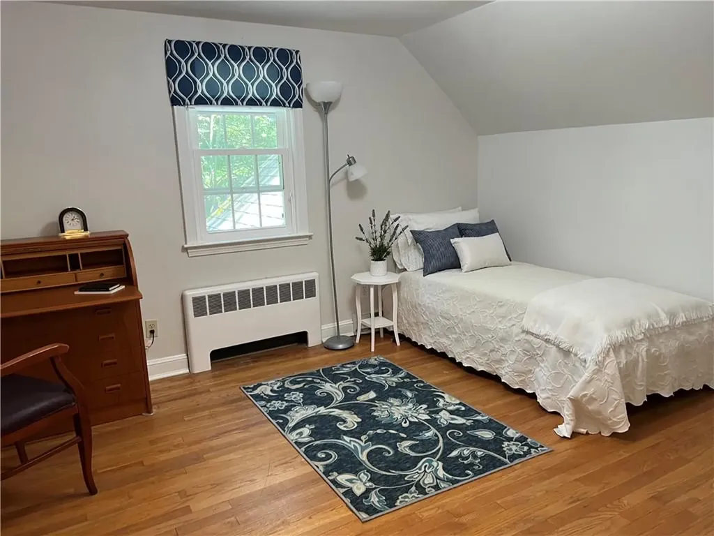 17 Stanhope Drive Barrington RI 02806