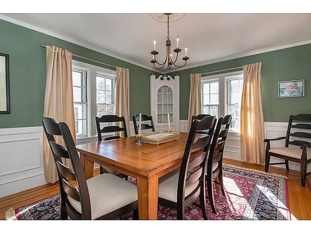 64 Sargent Avenue Providence RI 02906