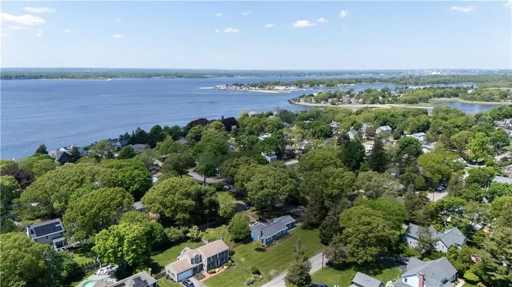 137 Alfred Drown Road Barrington RI 02806