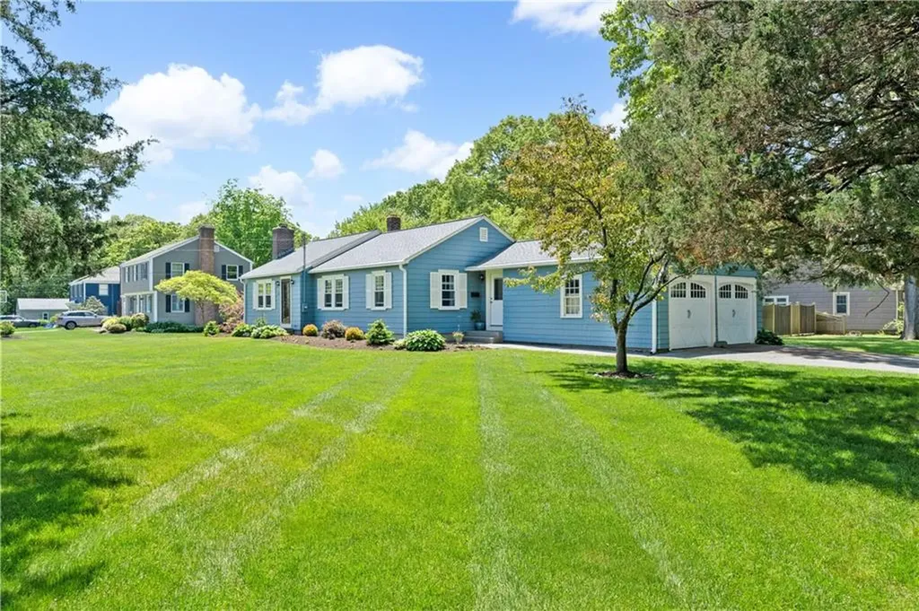 137 Alfred Drown Road Barrington RI 02806