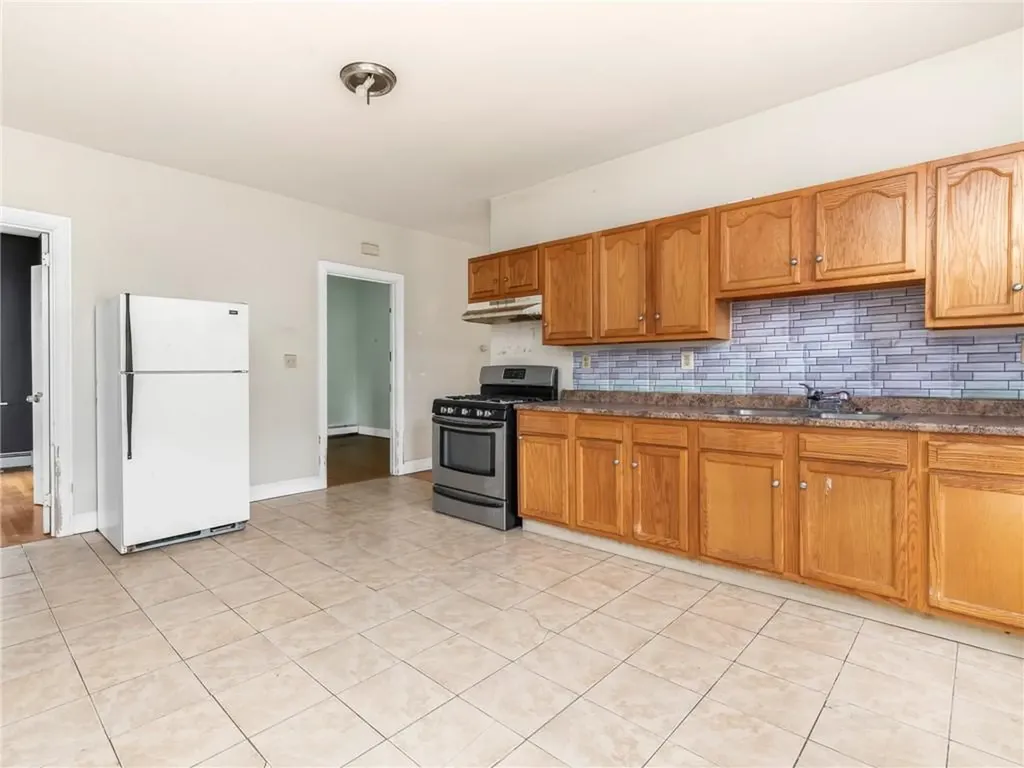 60 Lisbon Street Providence RI 02908