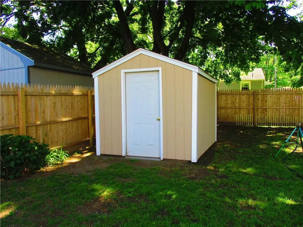 91 Milton Road Warwick RI 02888