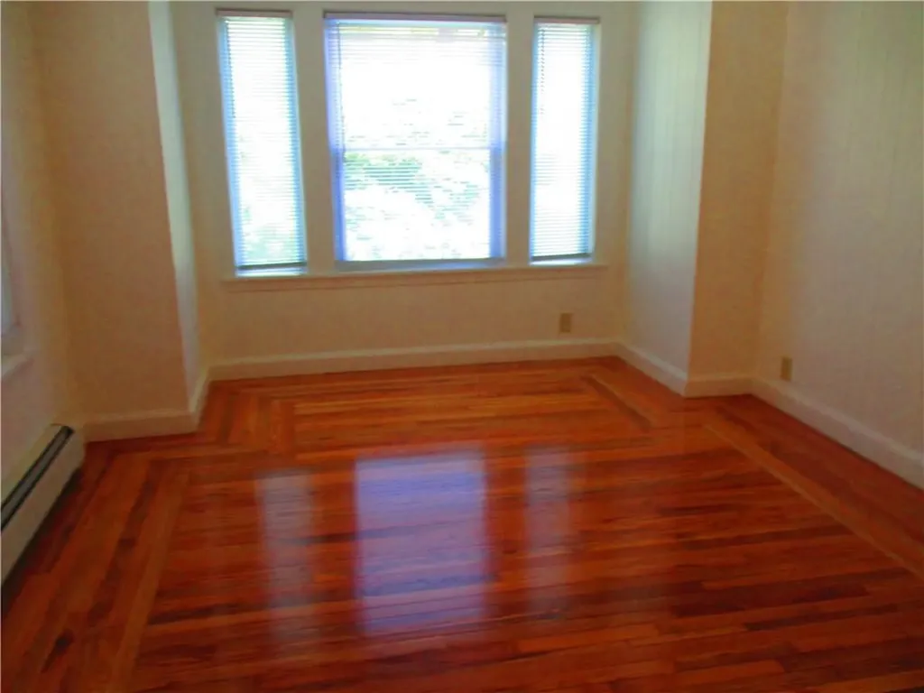 91 Milton Road Warwick RI 02888