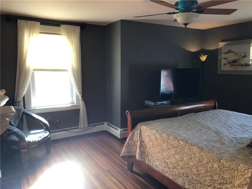 105 Arlington Avenue Providence RI 02906