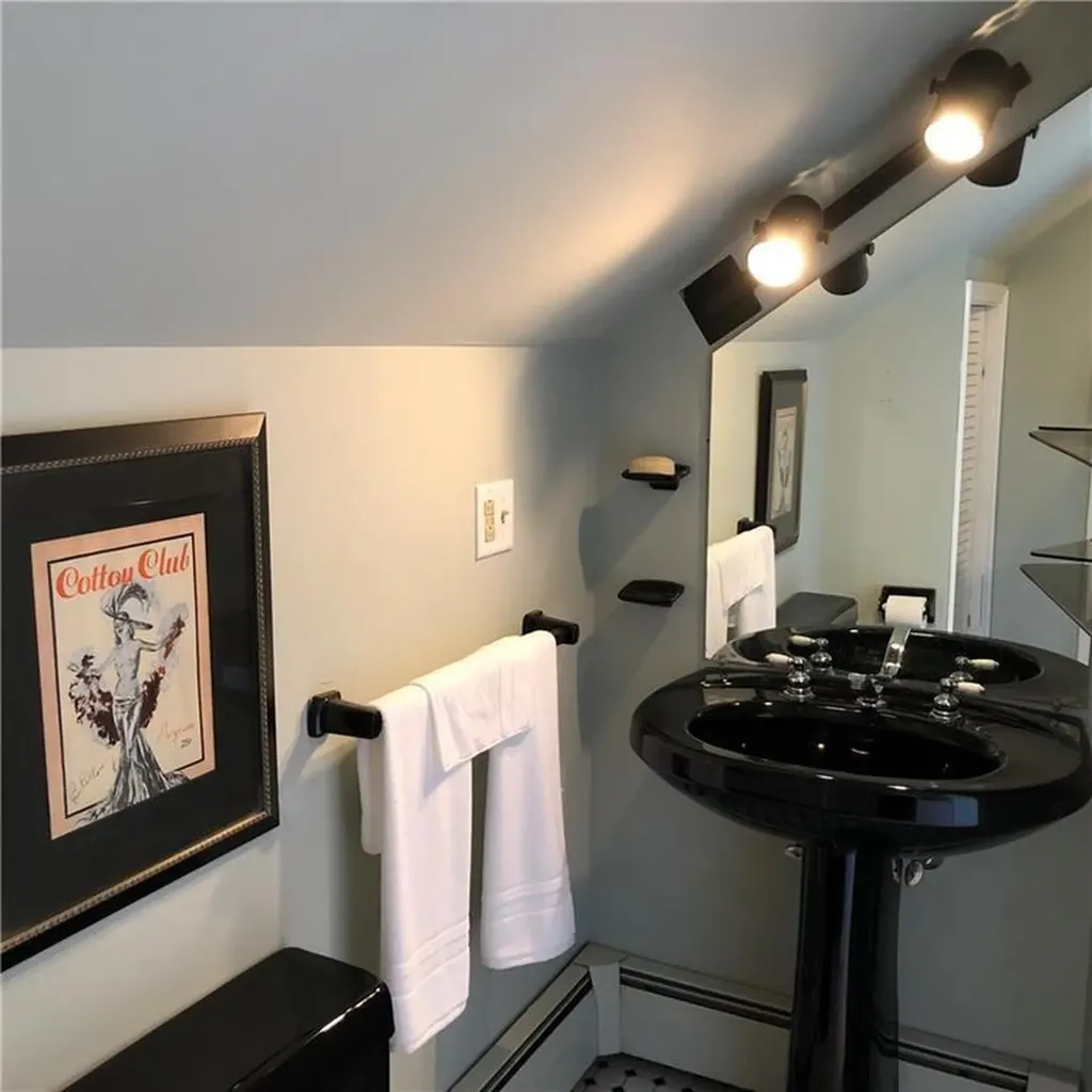 105 Arlington Avenue Providence RI 02906