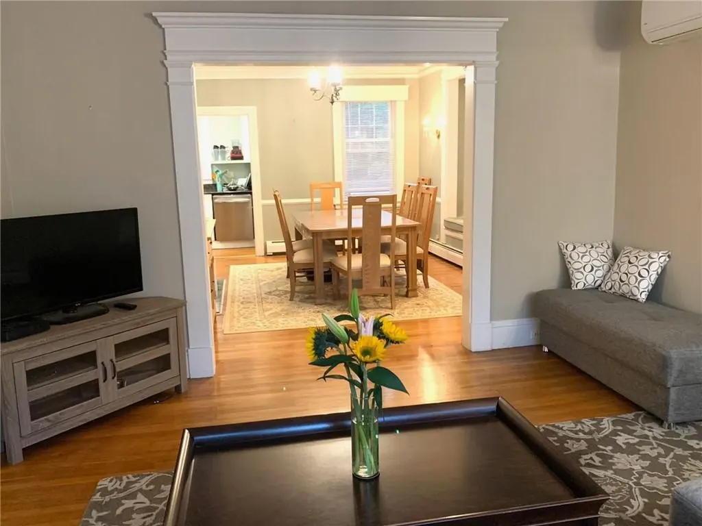 105 Arlington Avenue Providence RI 02906