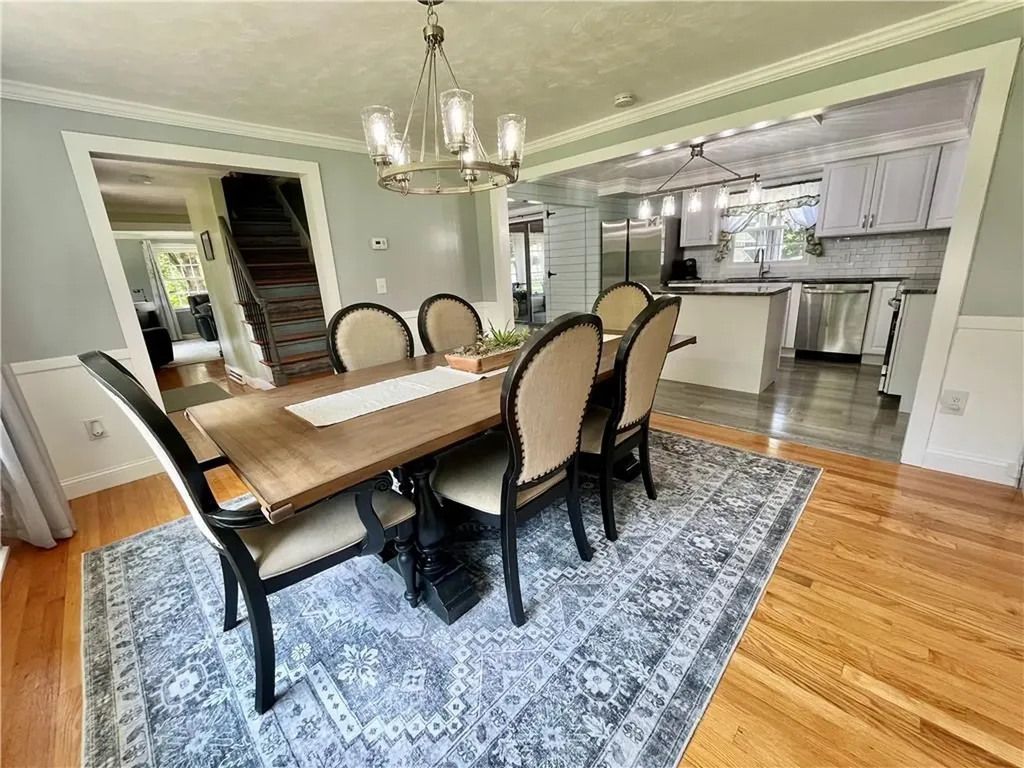 268 Log Road Smithfield RI 02917
