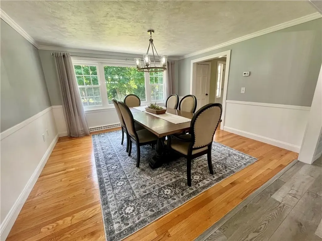 268 Log Road Smithfield RI 02917