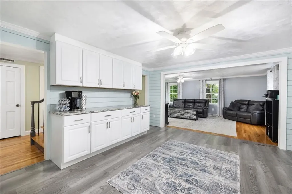 268 Log Road Smithfield RI 02917