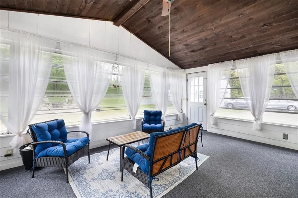 268 Log Road Smithfield RI 02917