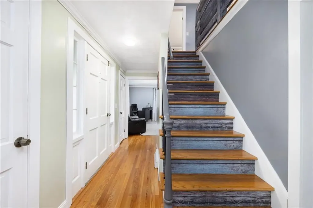 268 Log Road Smithfield RI 02917