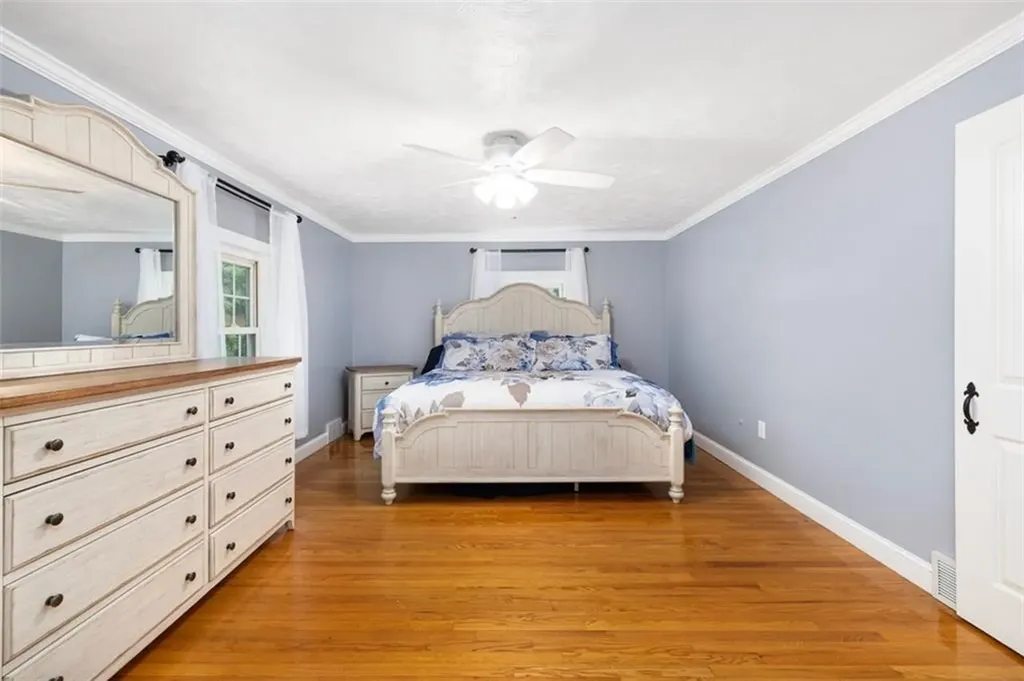 268 Log Road Smithfield RI 02917