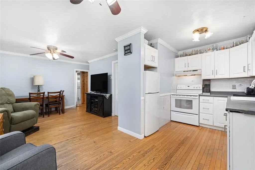 268 Log Road Smithfield RI 02917