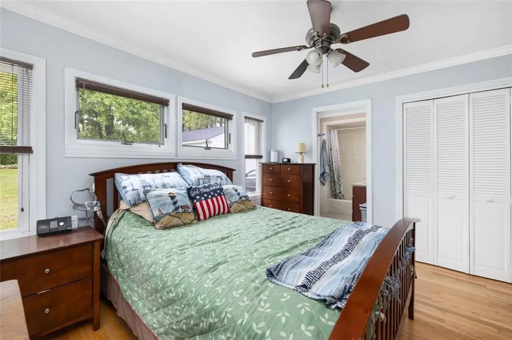 268 Log Road Smithfield RI 02917