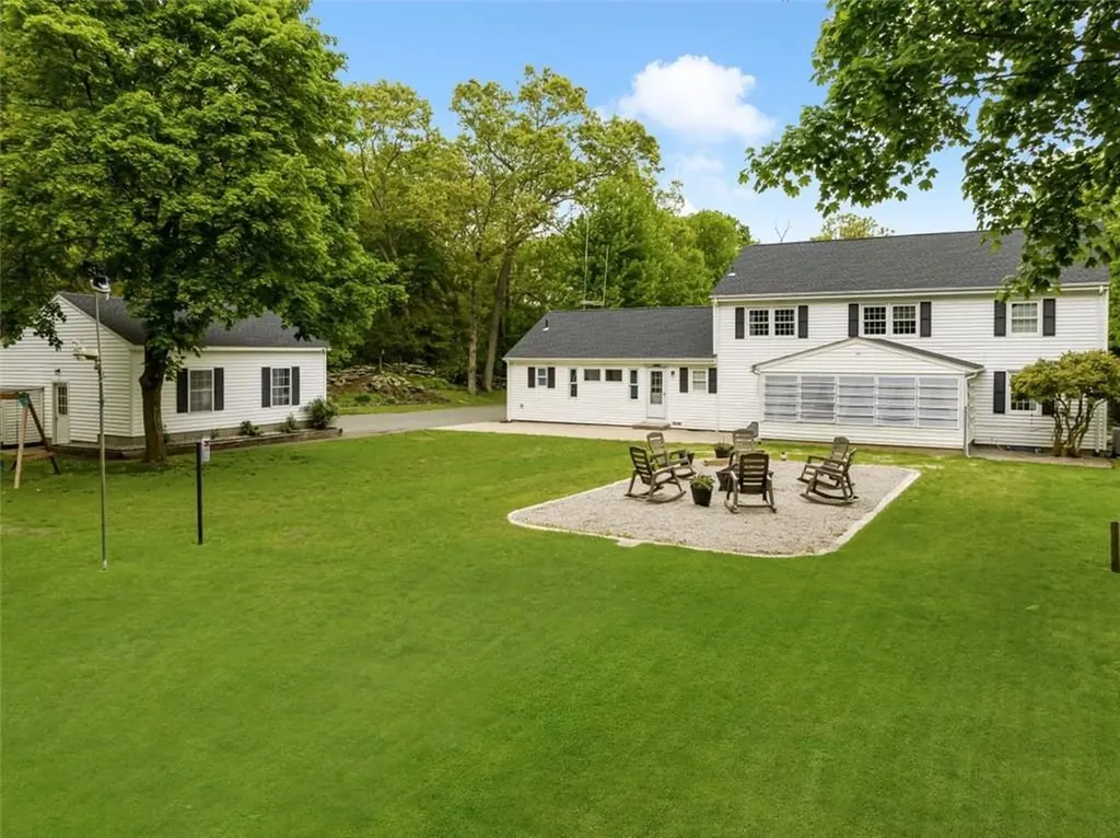 268 Log Road Smithfield RI 02917