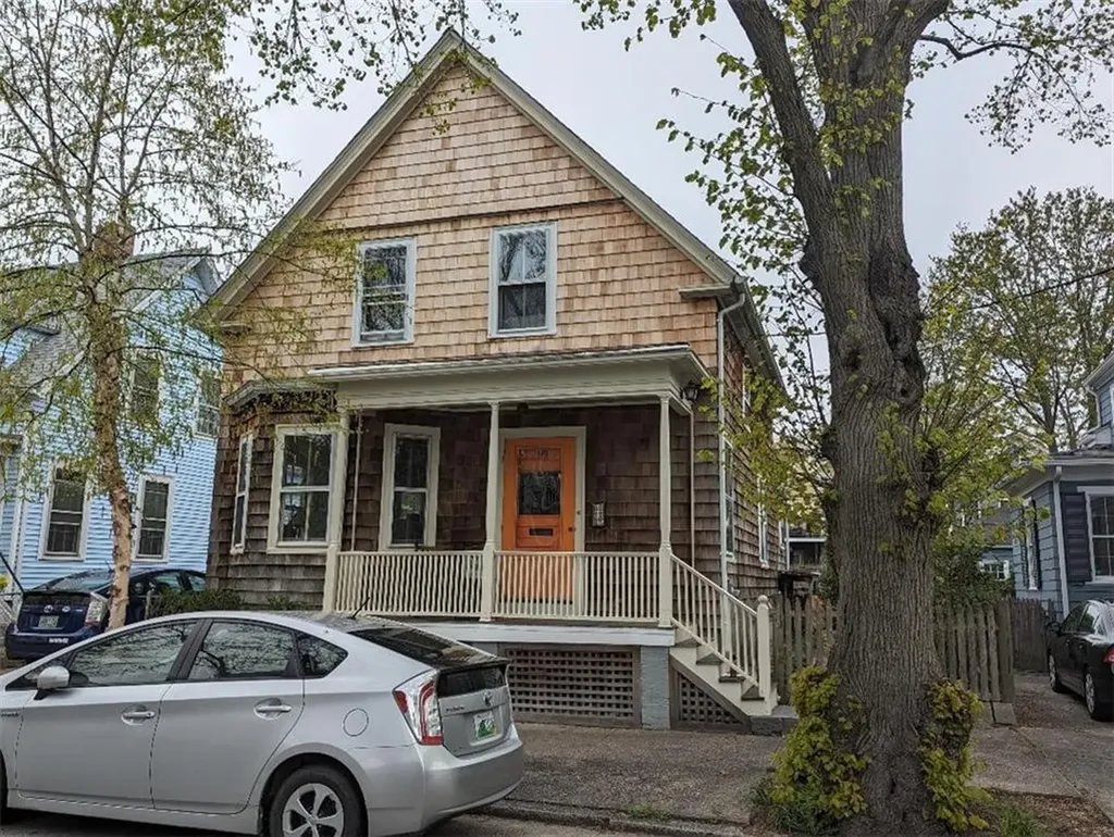 99 Arnold Street Providence RI 02906