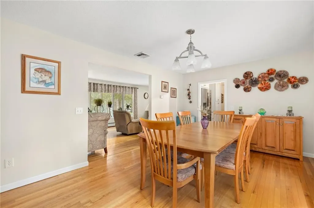 40 Spring Valley Drive East Greenwich RI 02818
