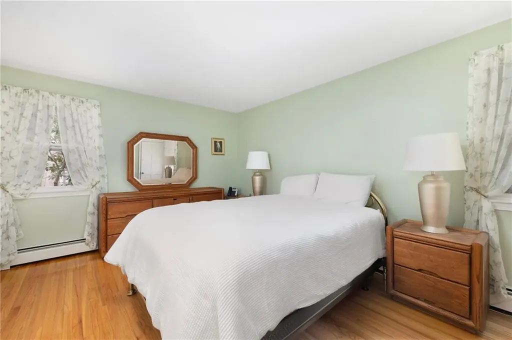 40 Spring Valley Drive East Greenwich RI 02818