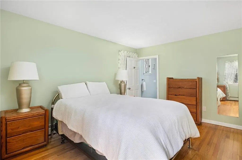 40 Spring Valley Drive East Greenwich RI 02818