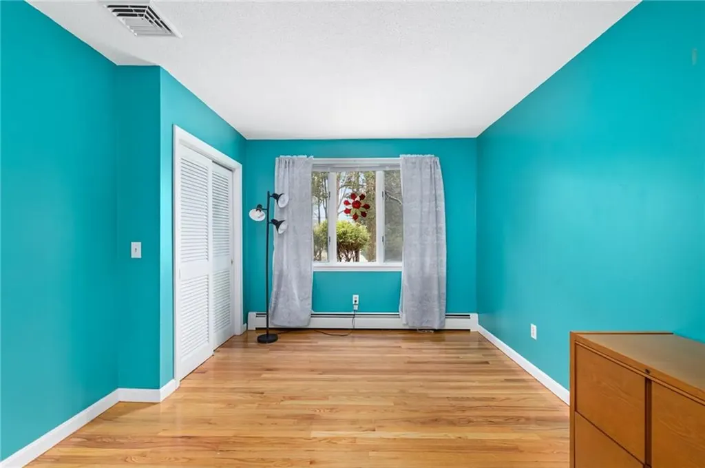 40 Spring Valley Drive East Greenwich RI 02818