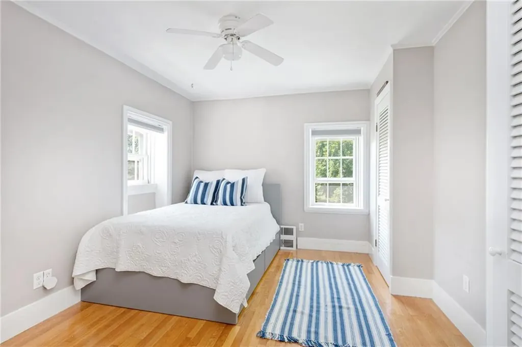 624 Maple Avenue Barrington RI 02806