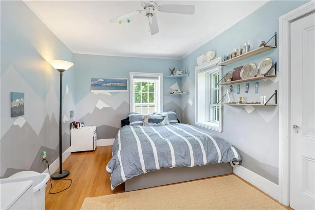 624 Maple Avenue Barrington RI 02806