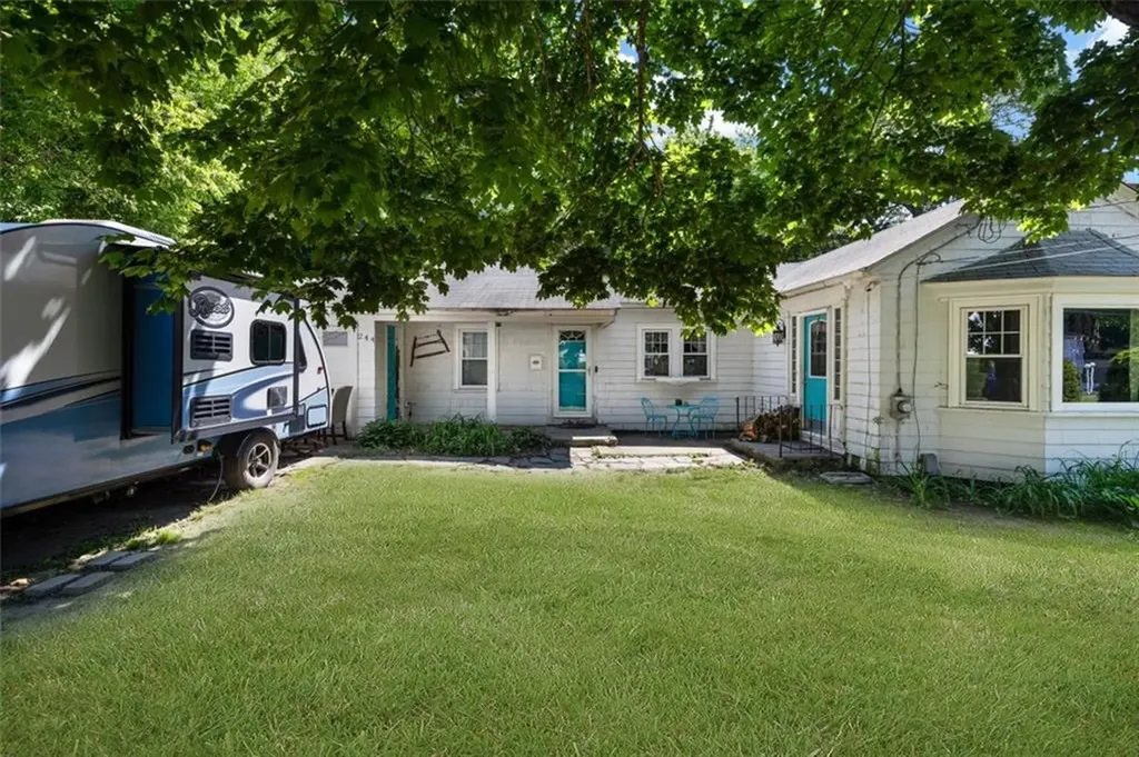 244 Sumner Avenue Warwick RI 02888