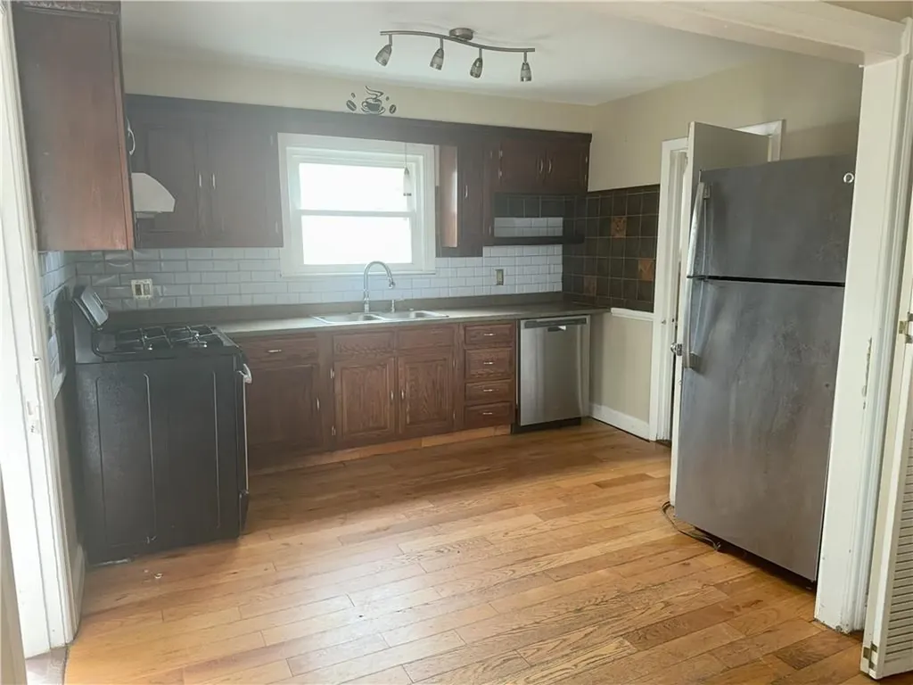 7 Ticknor Street Providence RI 02909