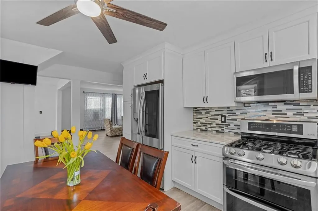12 Rushton Drive Cranston RI 02905