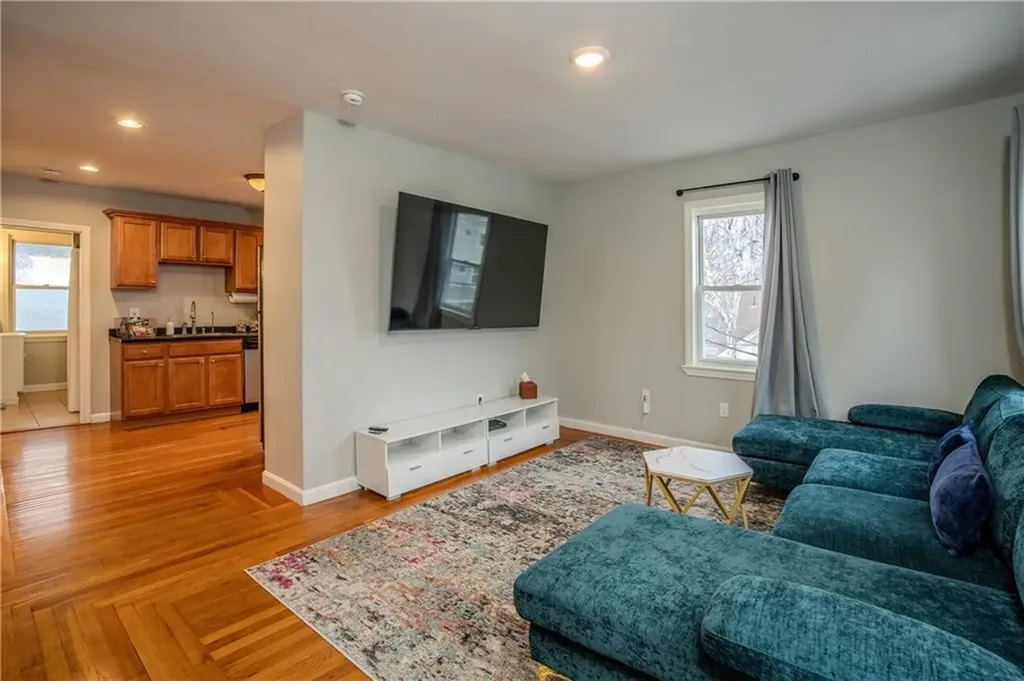 884 River Avenue Providence RI 02908