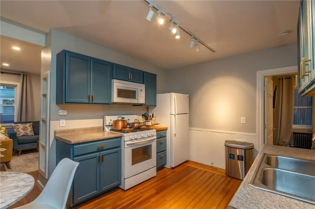 884 River Avenue Providence RI 02908