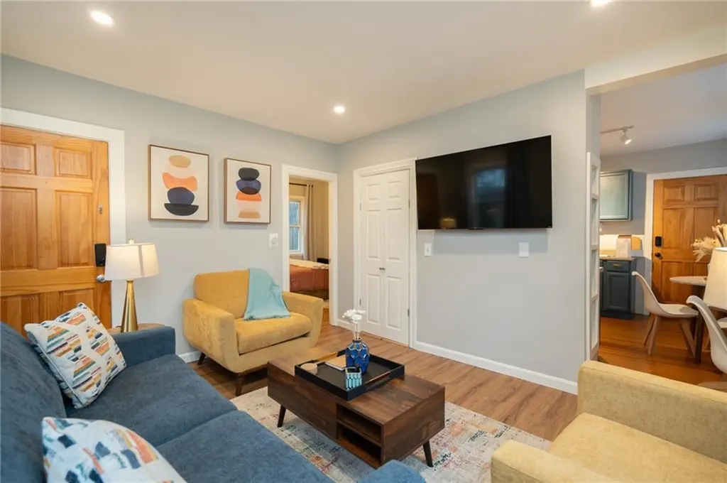 884 River Avenue Providence RI 02908