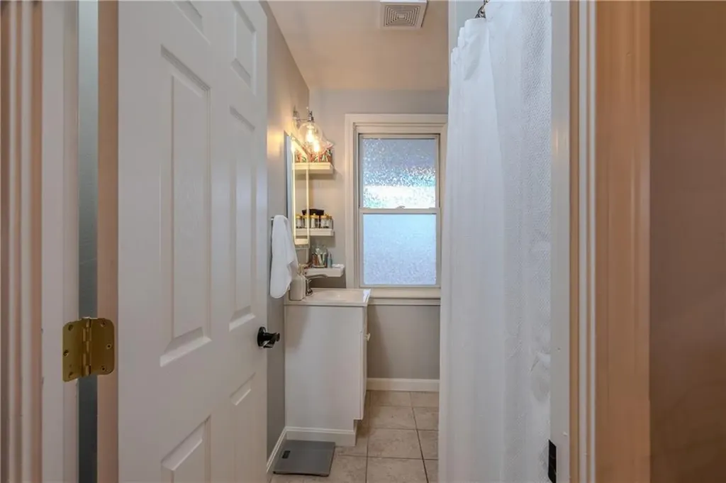 884 River Avenue Providence RI 02908