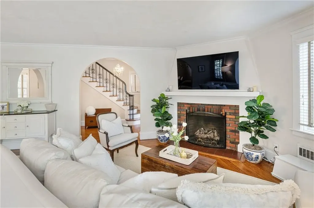 348 Slater Avenue Providence RI 02906
