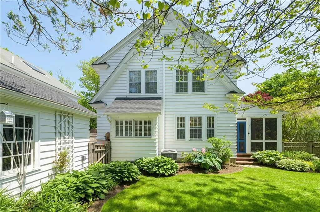 348 Slater Avenue Providence RI 02906