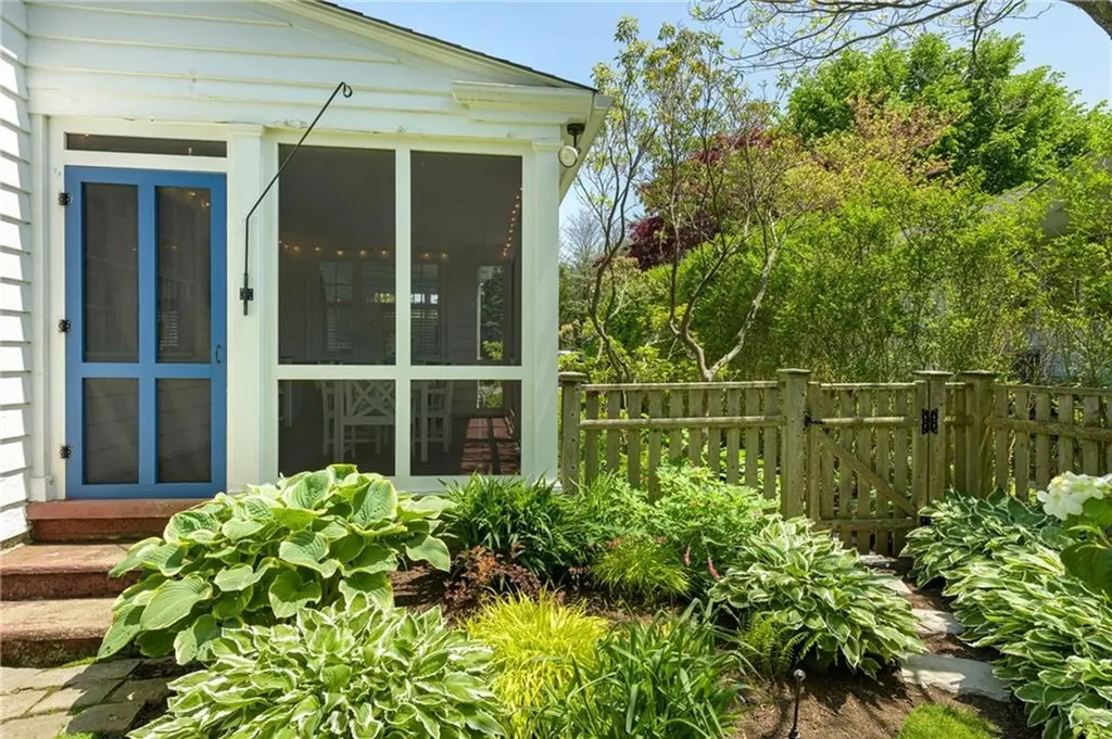 348 Slater Avenue Providence RI 02906