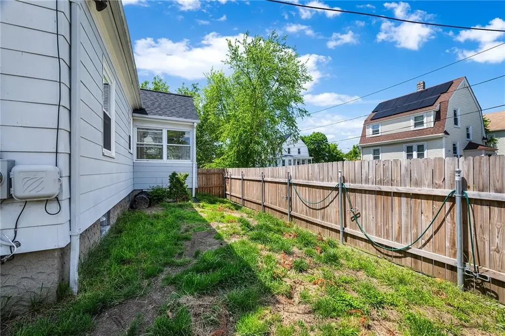 94 Orchard Street Cranston RI 02910