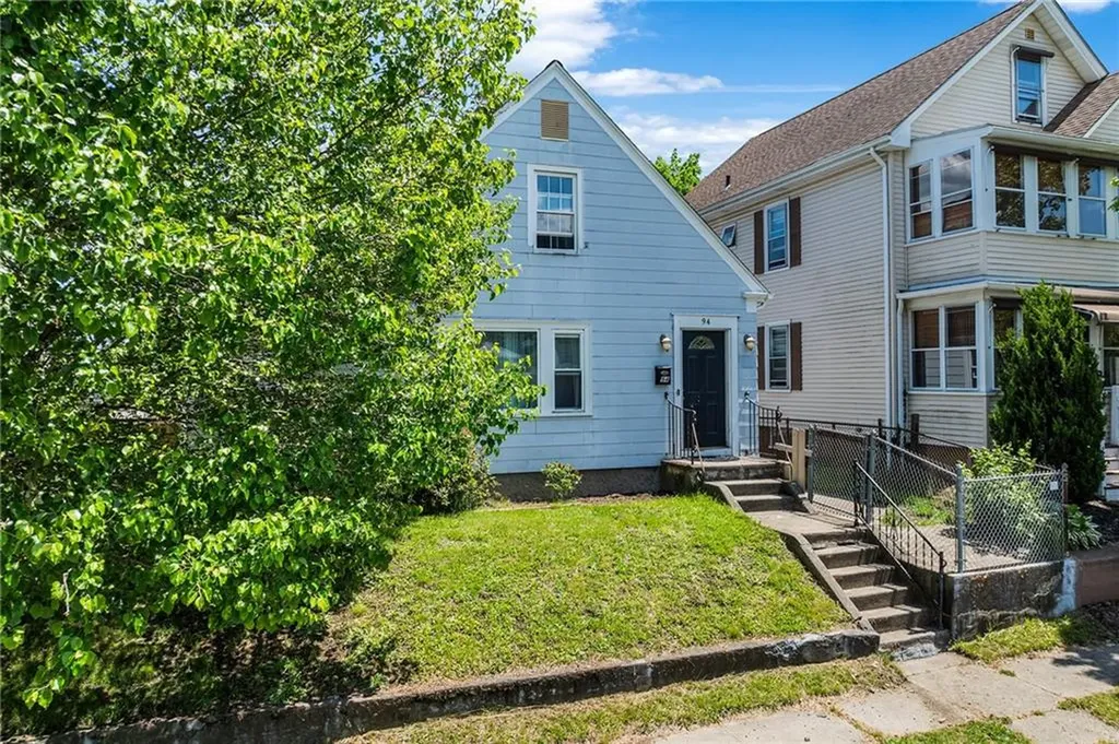 94 Orchard Street Cranston RI 02910