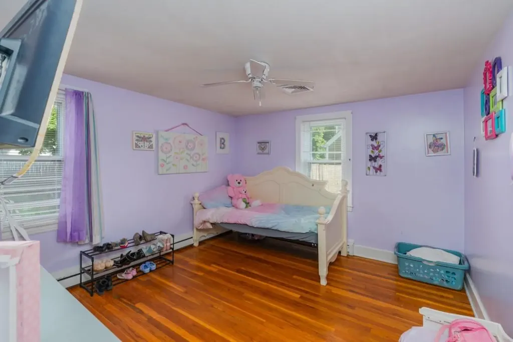 32 Oak Tree Avenue Warwick RI 02886