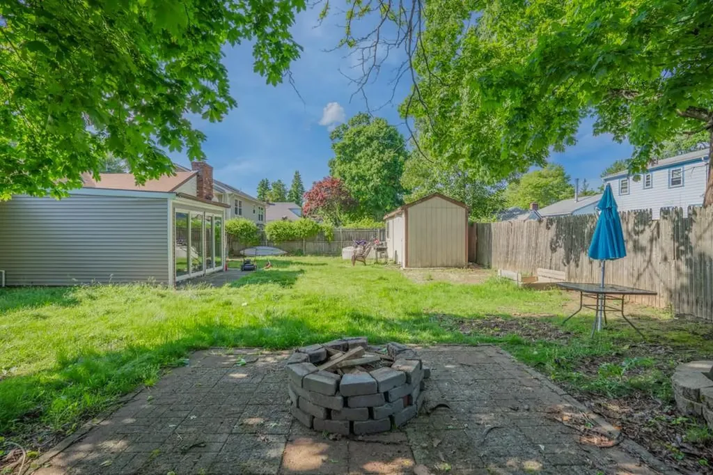 32 Oak Tree Avenue Warwick RI 02886