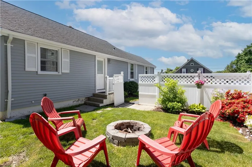 65 Dana Street Woonsocket RI 02895