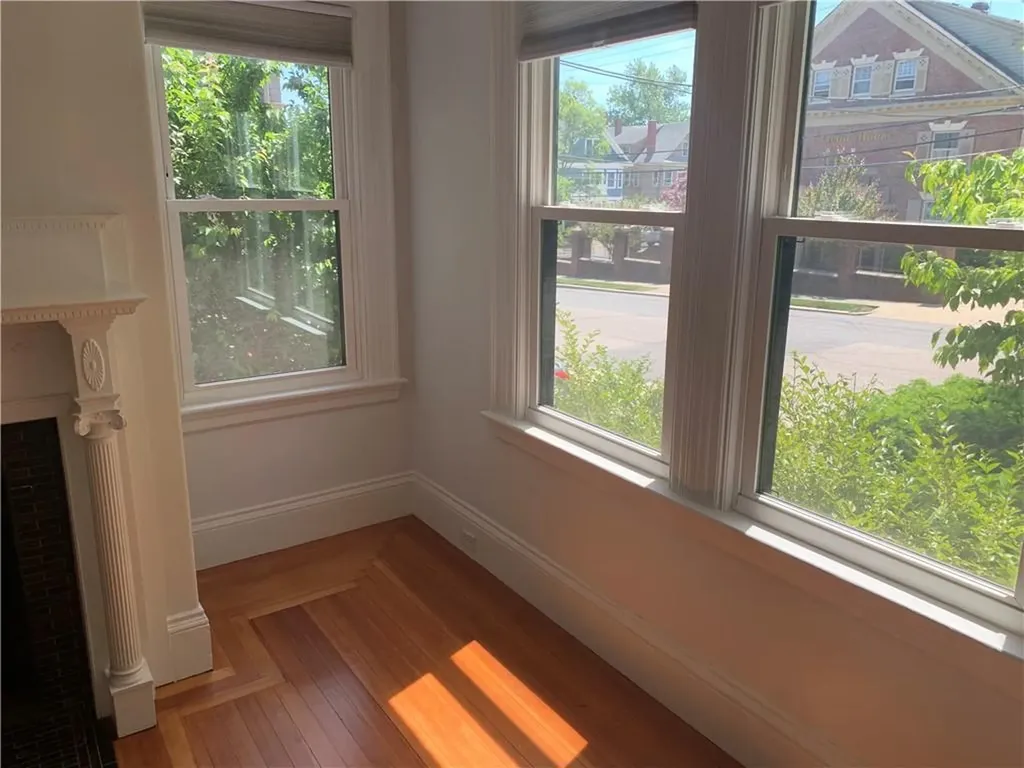 364 Lloyd Avenue Providence RI 02906