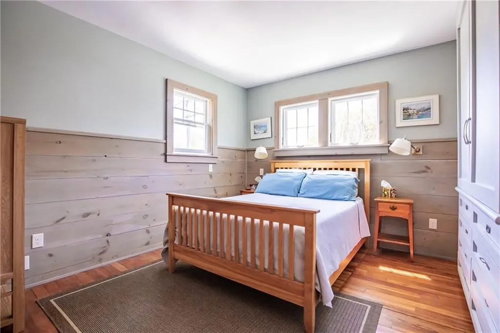 151 Ellery Avenue Middletown RI 02842