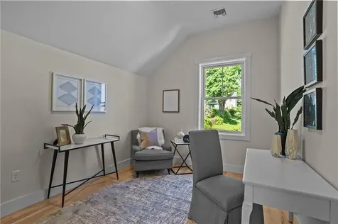 12 Duke Street East Greenwich RI 02818