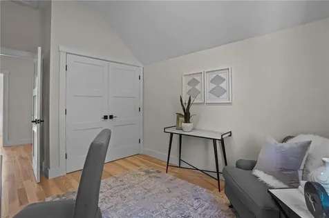 12 Duke Street East Greenwich RI 02818