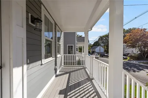 12 Duke Street East Greenwich RI 02818