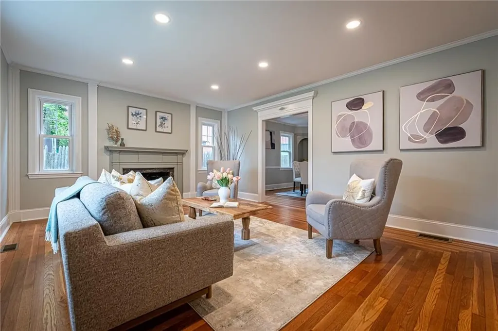 152 Chace Avenue Providence RI 02906